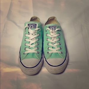 Converse sneakers turquoise men size 5.5 woman 7.5